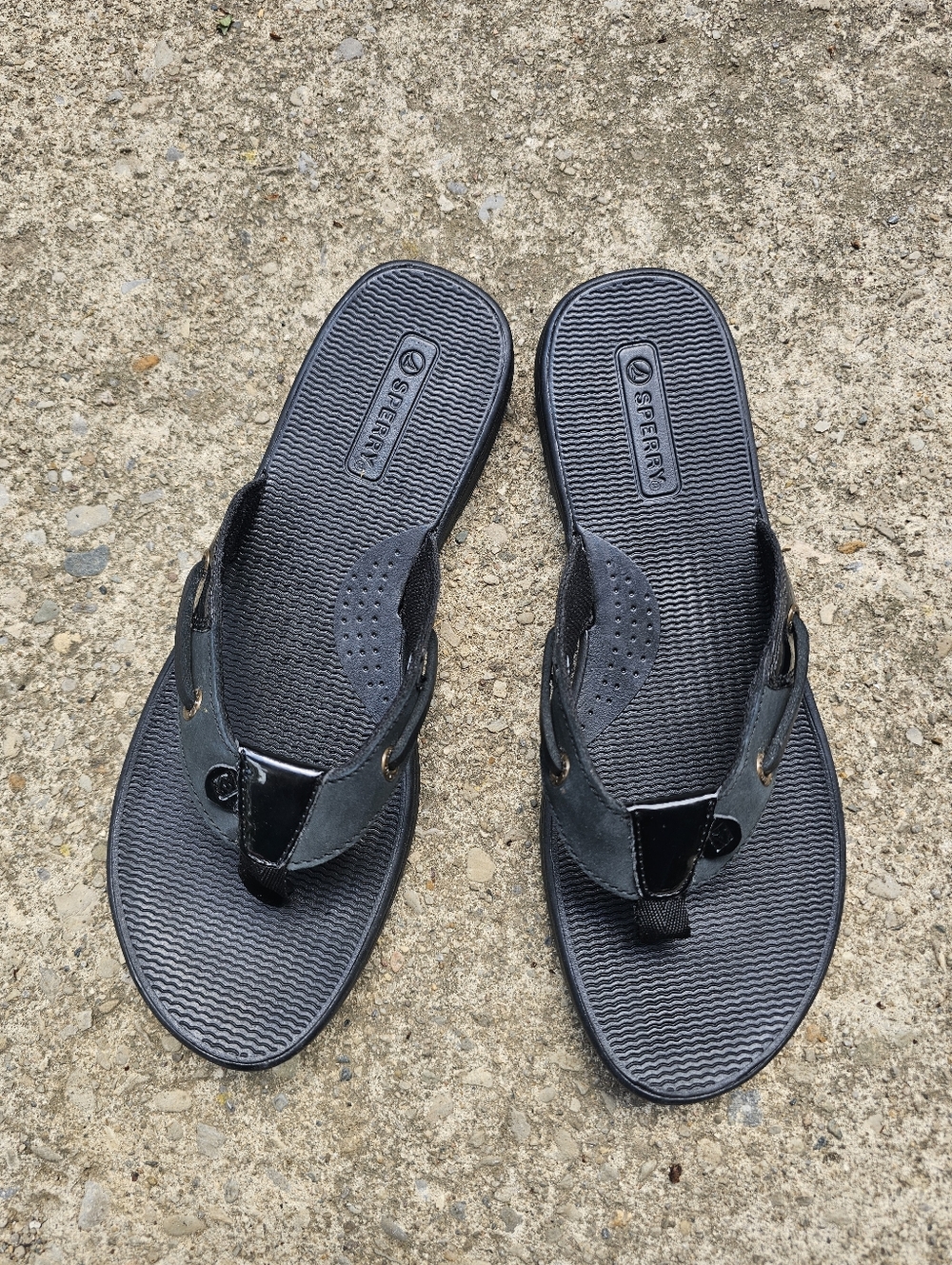 Sperry Woman's Top-Sider Seafish Flip-Flop Size 10M(Black)